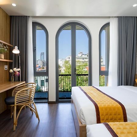 Sline Hotel Hue Esterno foto